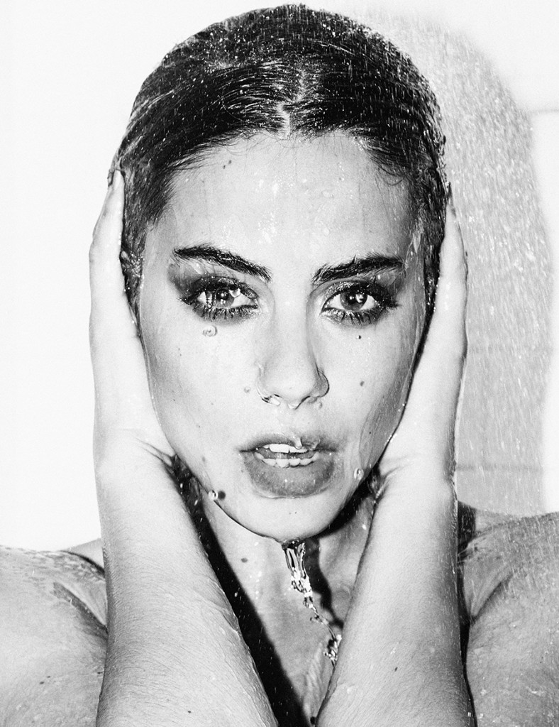 SUMMER ISSUE: Naughty Knife Play with Starlet Lorenza Izzo - Galore