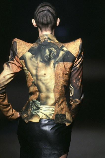 10-Jacket-Jungle-out-there-AW-1997-8-Vogue-8Oct14-firstVIEW_b_426x639