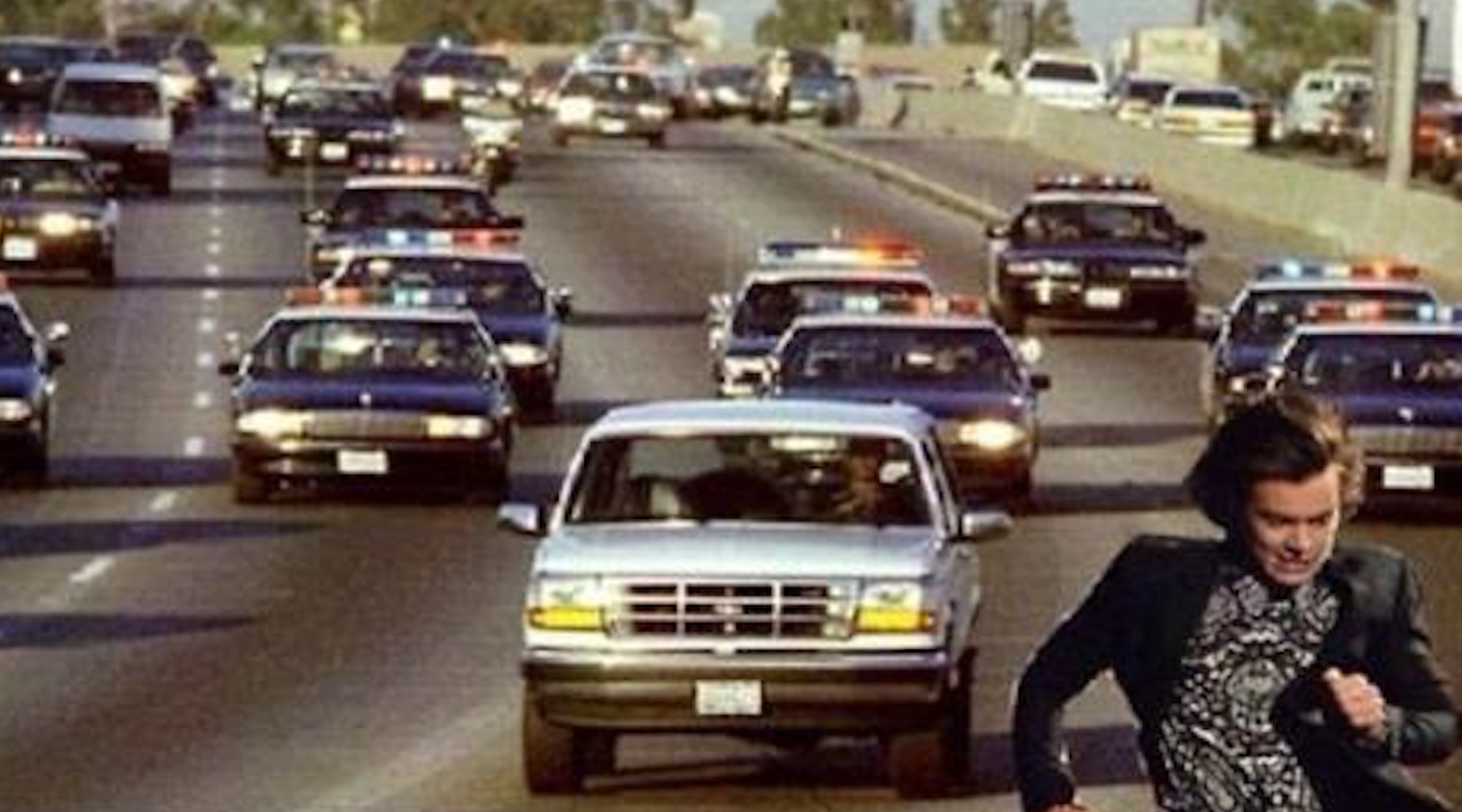 HARRY STYLES GOT ARRESTED?!