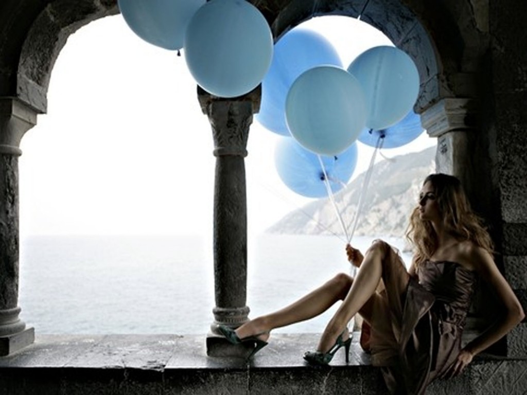 Tumblr Balloon Blue Window Ocean Fashionclocked Blogspot Com Tumblr Balloon Blue Window Ocean Fashionclocked Blogspot Com
