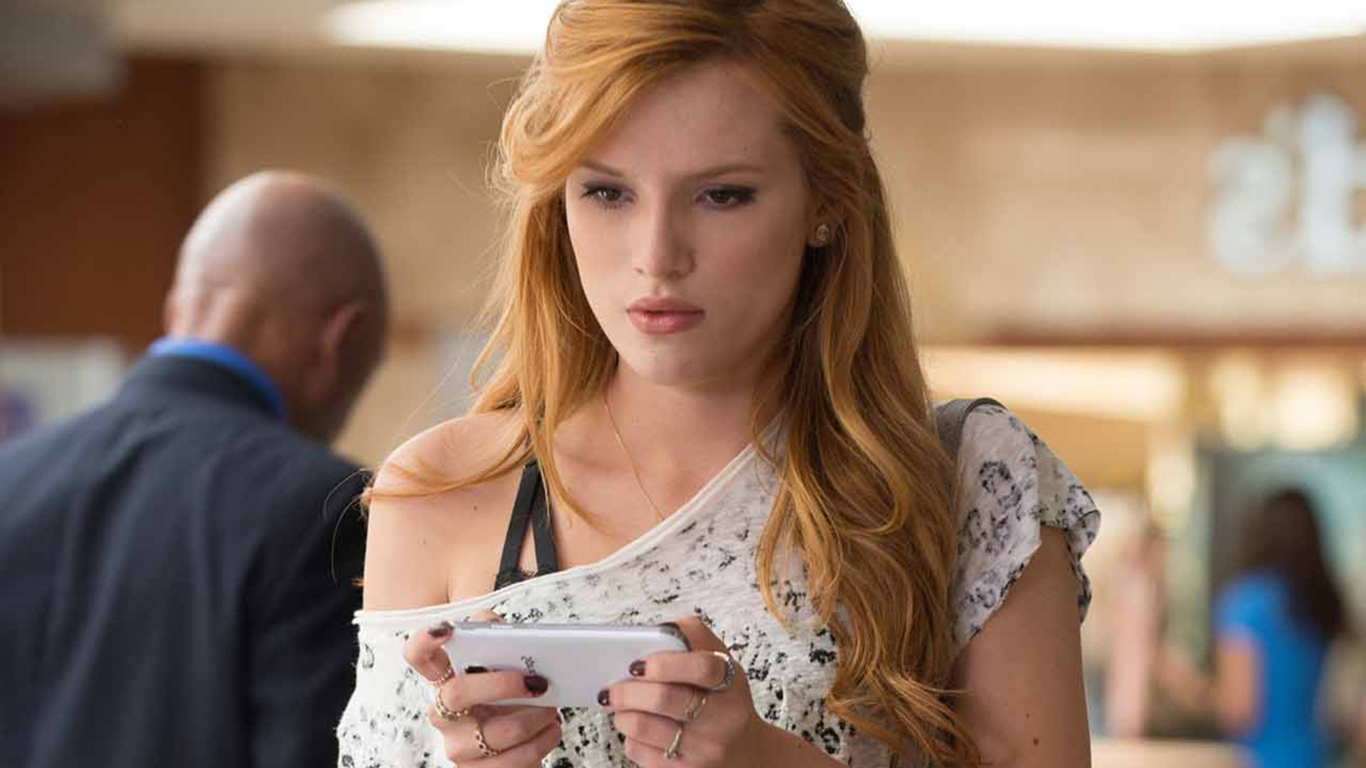 Bella Thorne онлифанс.