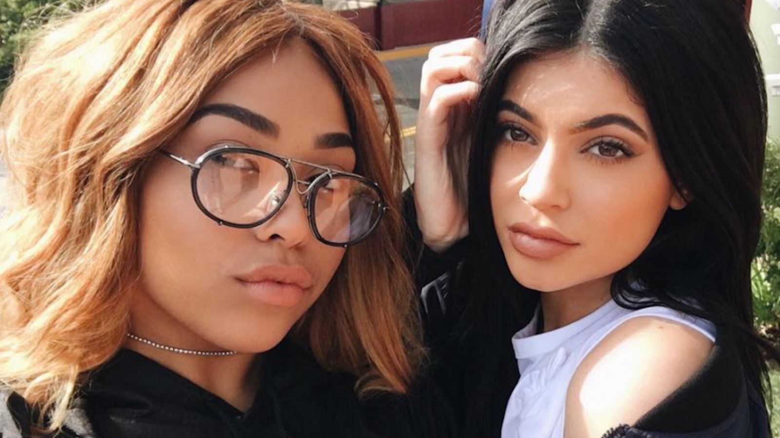 Kylie Donated $10,000 to Jordyn Woods After Her Dad Died