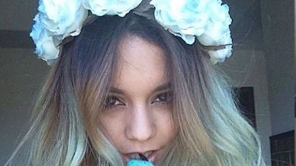 flower_crowns_forever_galore_mag
