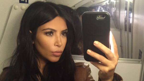 kim_kardashian_selfie_phone_galore_mag