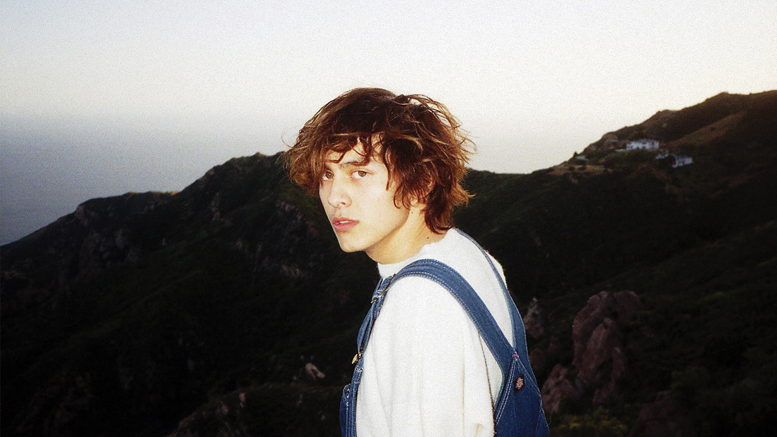 This Teen Photographs His Friends With No Filter - Galore