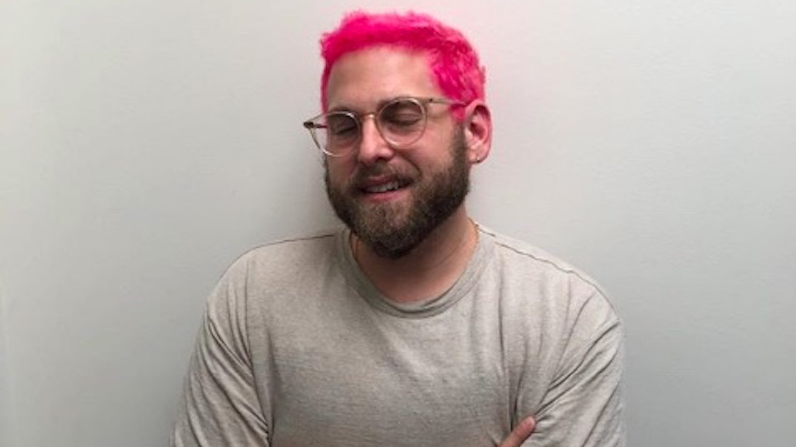 The internet is losing it over Jonah Hill's pink hair, and we swear it's  now the new dye job for Summer