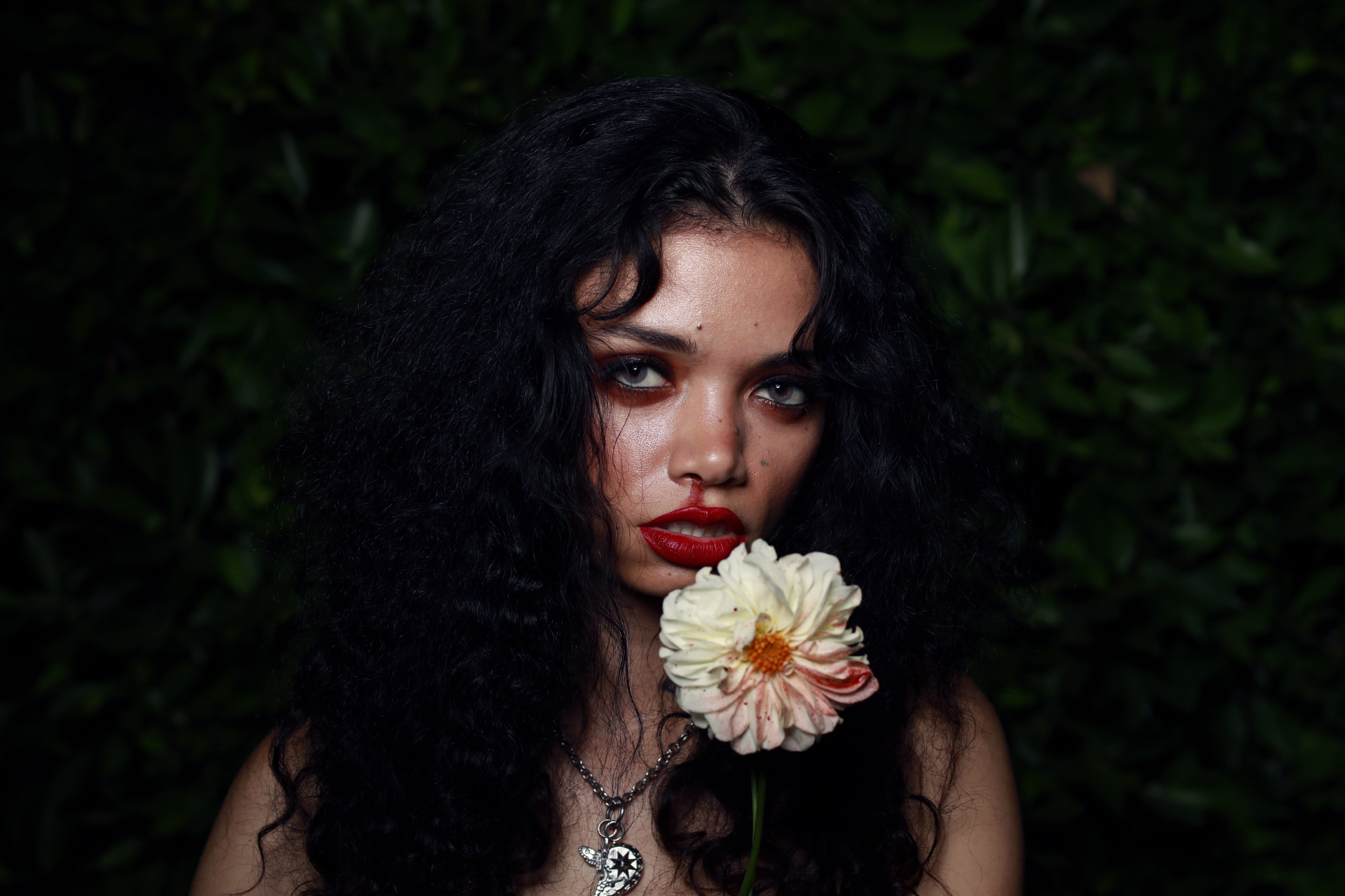 LOS ANGELES INDIE POP ROCK RISING STAR HALO KITSCH RETURNS WITH DEFIANT