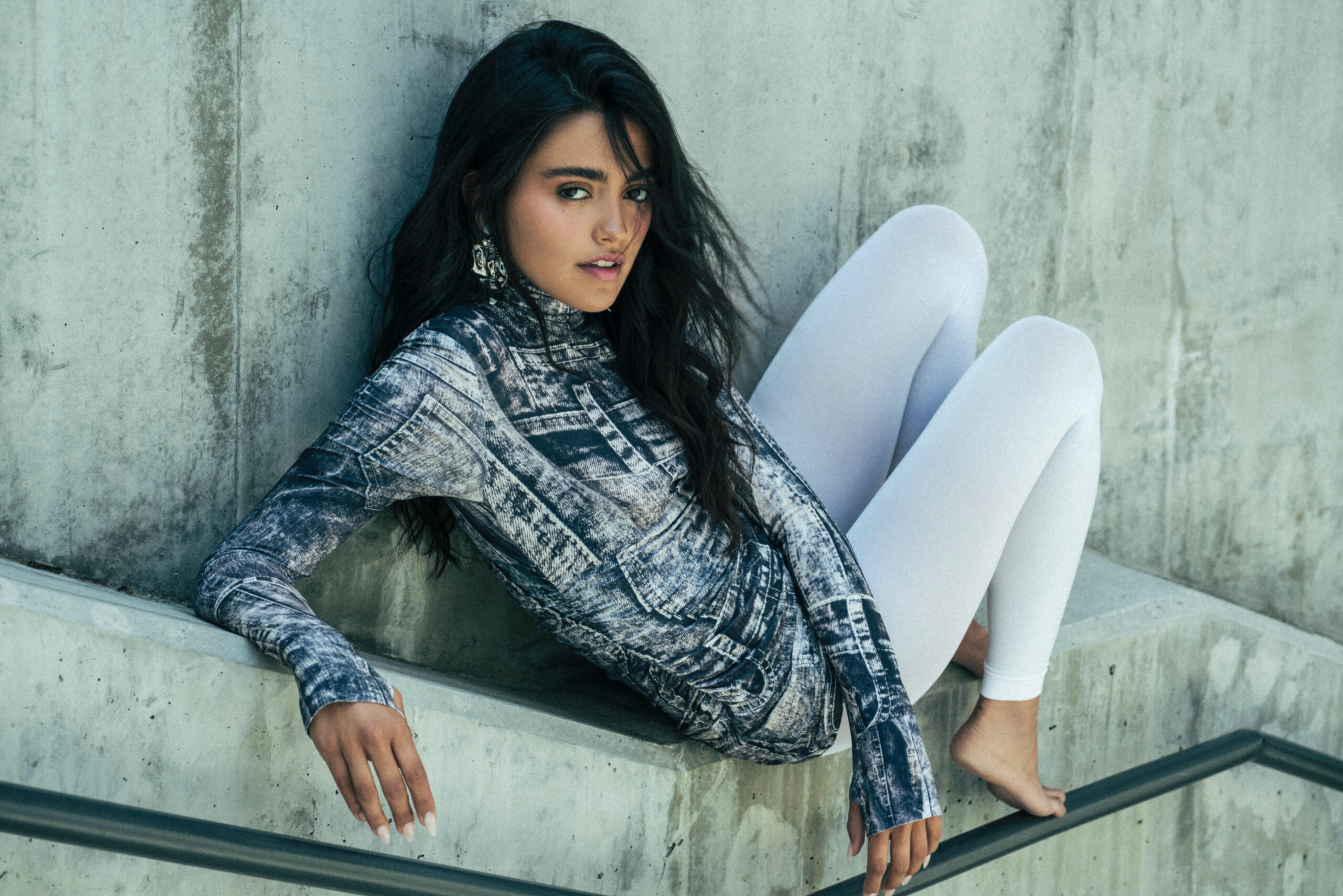MAIA REFICCO SAYS PRETTY LITTLE LIARS: SUMMER SCHOOL IS UNIQUE AND HAS