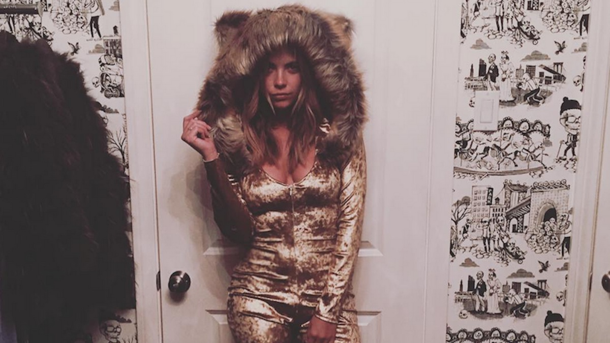 ashley_benson_cecil_the_lion_halloween_costume_galore_mag ashley_benson_cecil_the_lion_halloween_costume_galore_mag