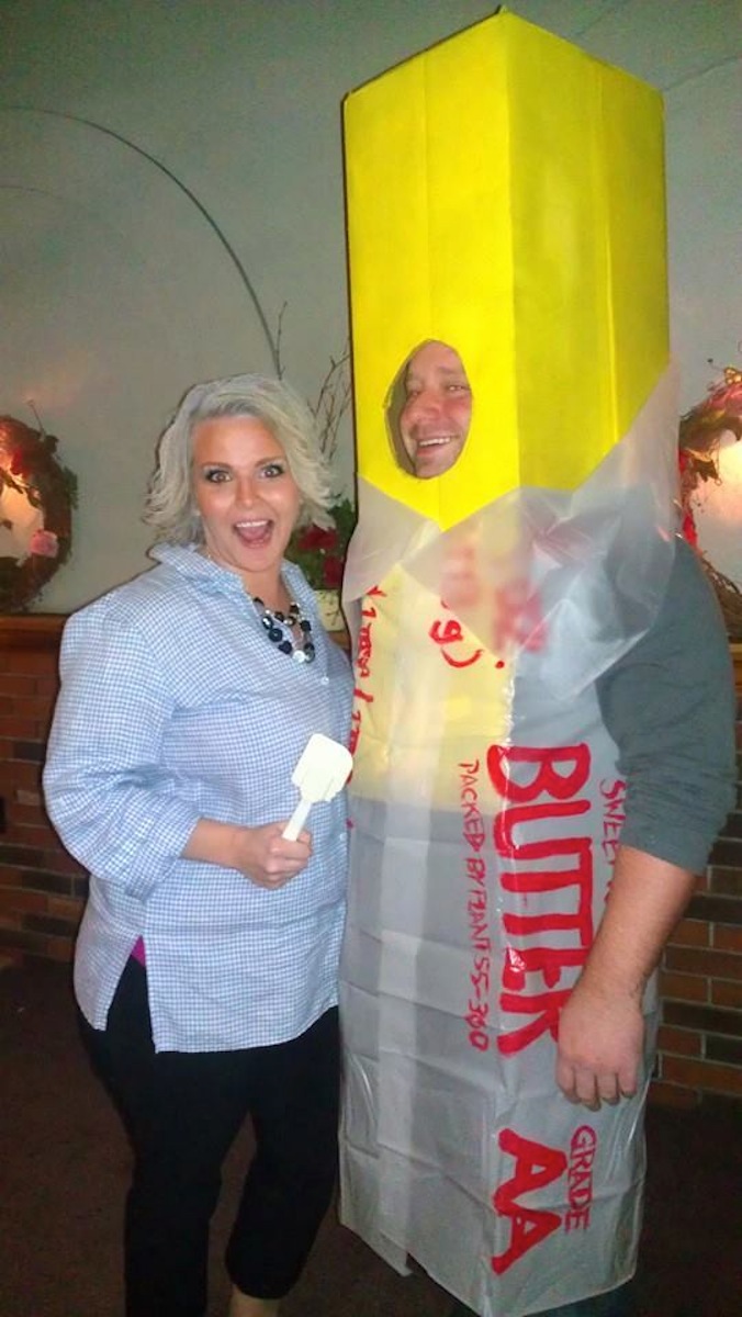 couples_costumes_paula_deen_butter_galore_mag couples_costumes_paula_deen_butter_galore_mag