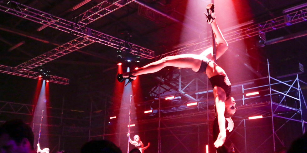 galore_mag_alexander_wang_nyfw_strippers galore_mag_alexander_wang_nyfw_strippers