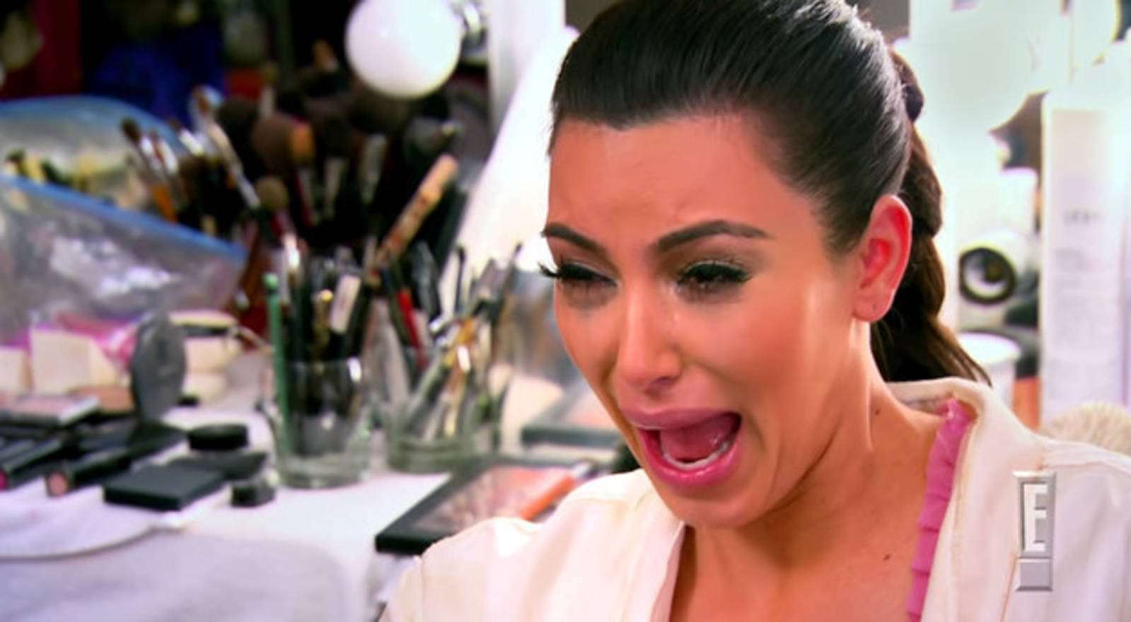 kim_kardashian_crying_face_galore_mag
