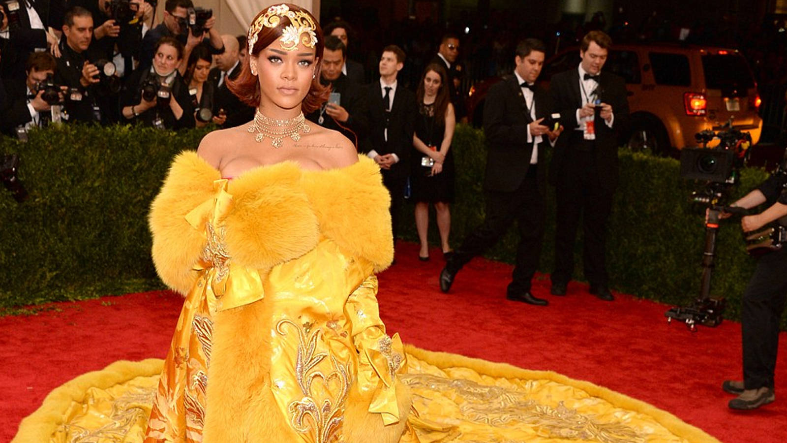 Here's How You Can Watch The Met Gala Live Galore