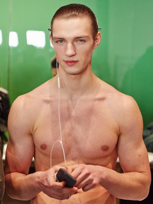 hot-guys-fashion-week-pop-galore hot-guys-fashion-week-pop-galore